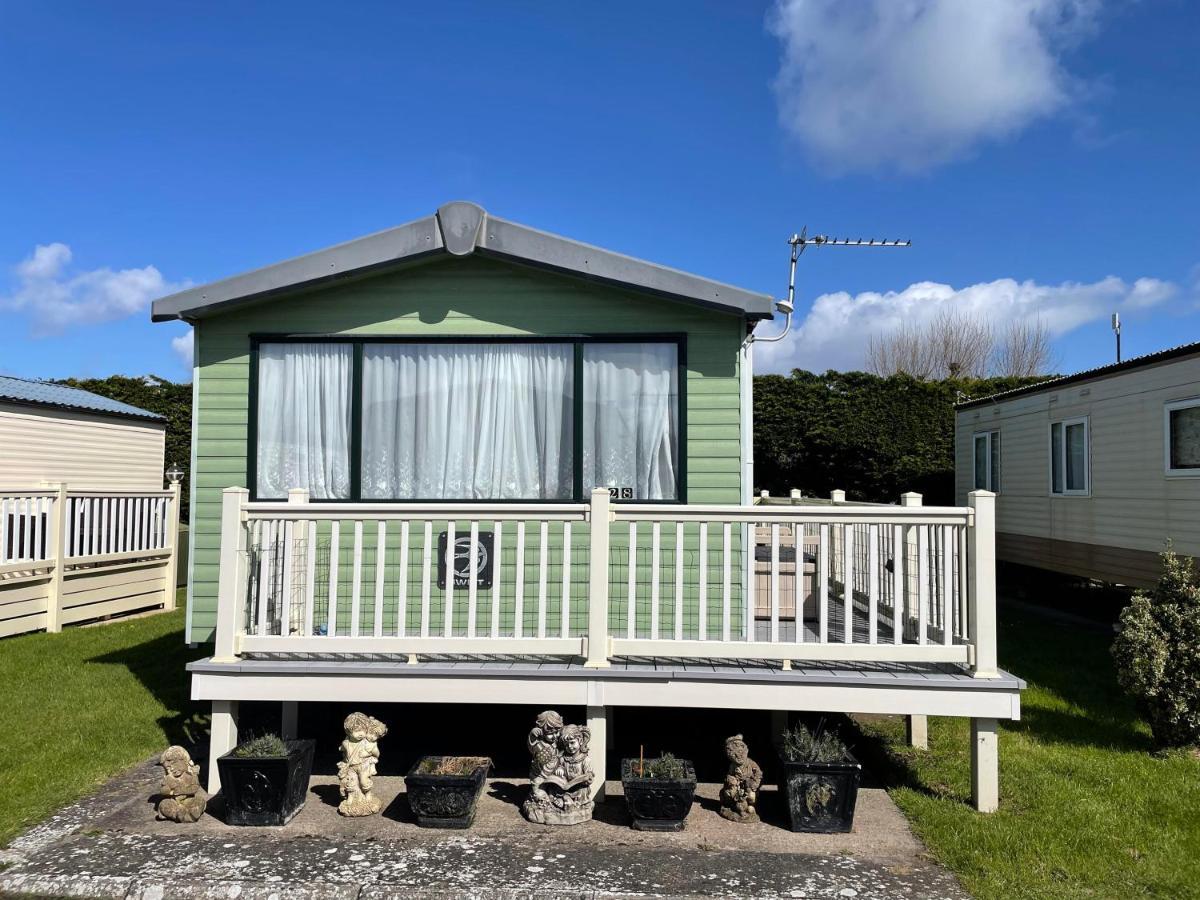 6 Berth Pet Friendly Caravan On Sandy Glade Berrow 外观 照片