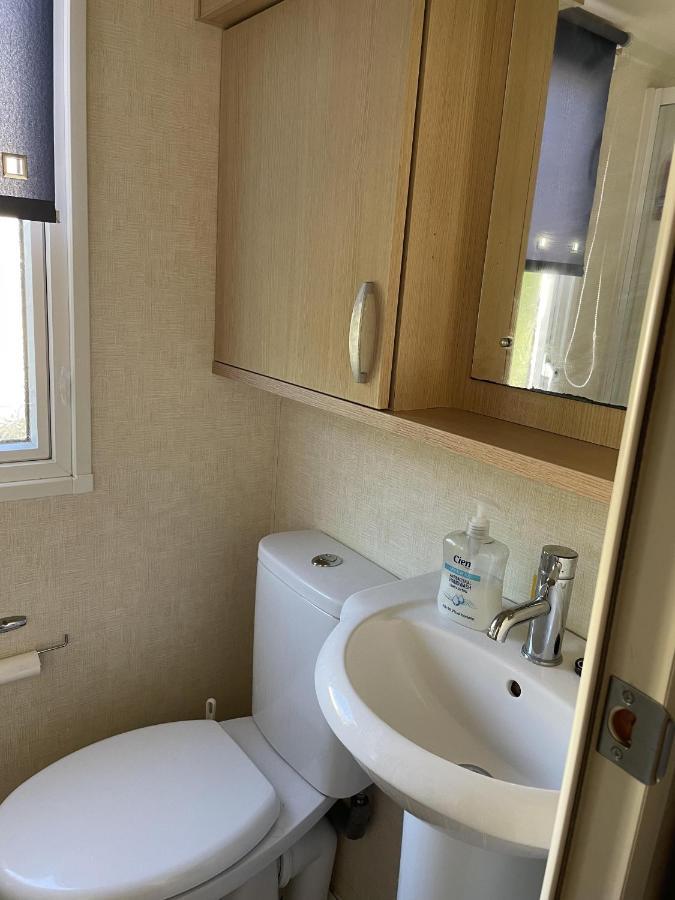 6 Berth Pet Friendly Caravan On Sandy Glade Berrow 外观 照片