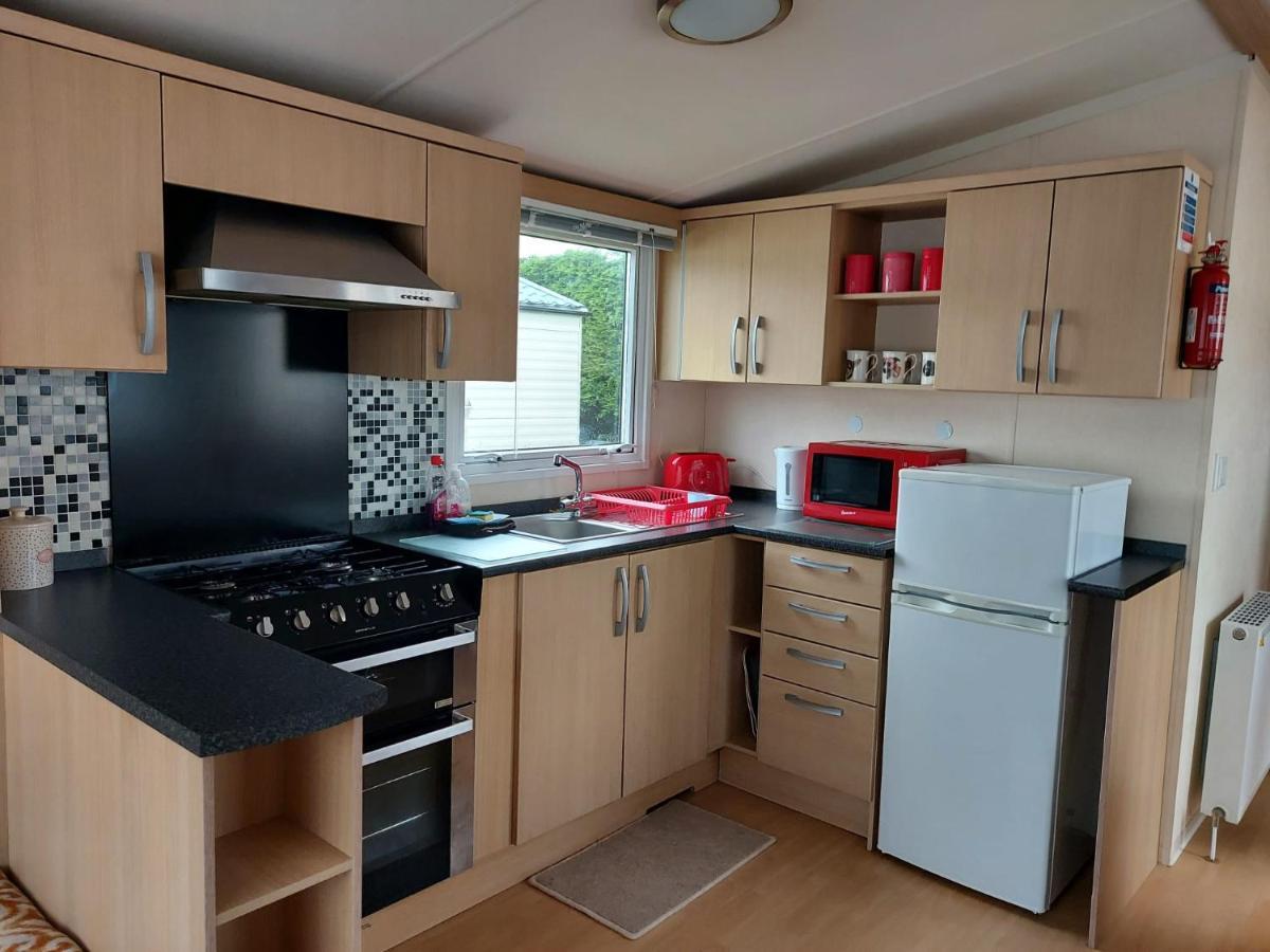 6 Berth Pet Friendly Caravan On Sandy Glade Berrow 外观 照片