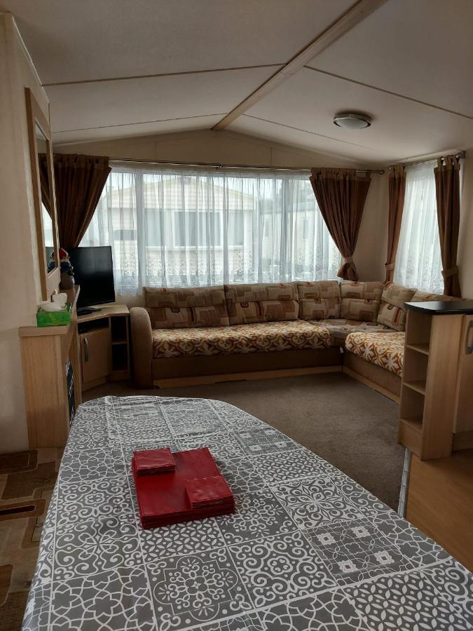 6 Berth Pet Friendly Caravan On Sandy Glade Berrow 外观 照片