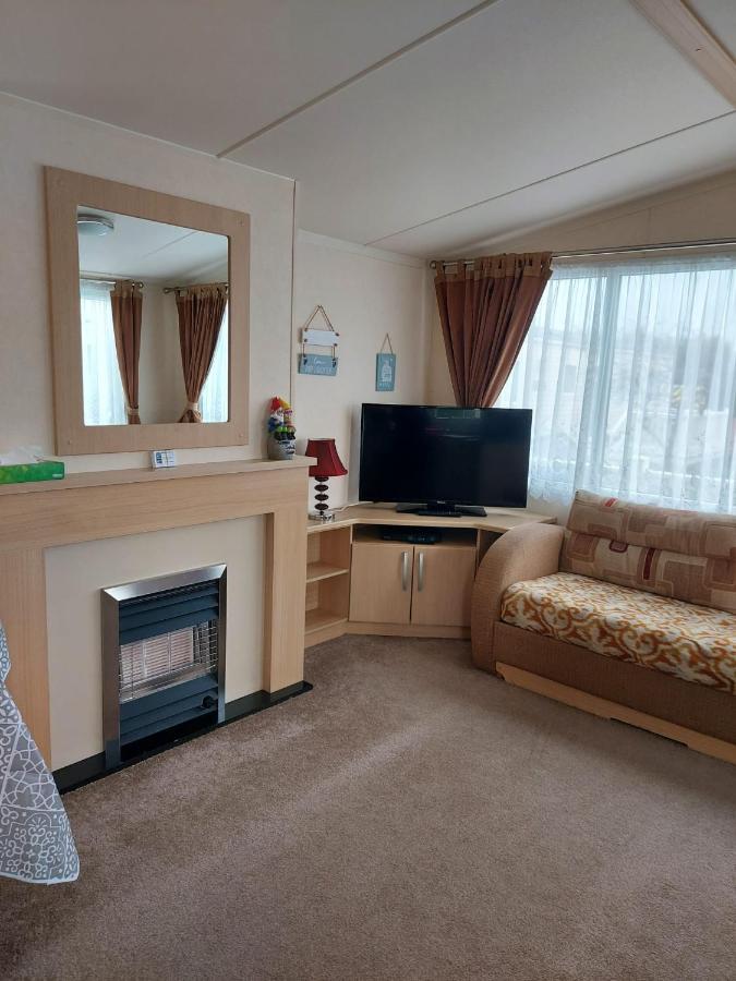 6 Berth Pet Friendly Caravan On Sandy Glade Berrow 外观 照片
