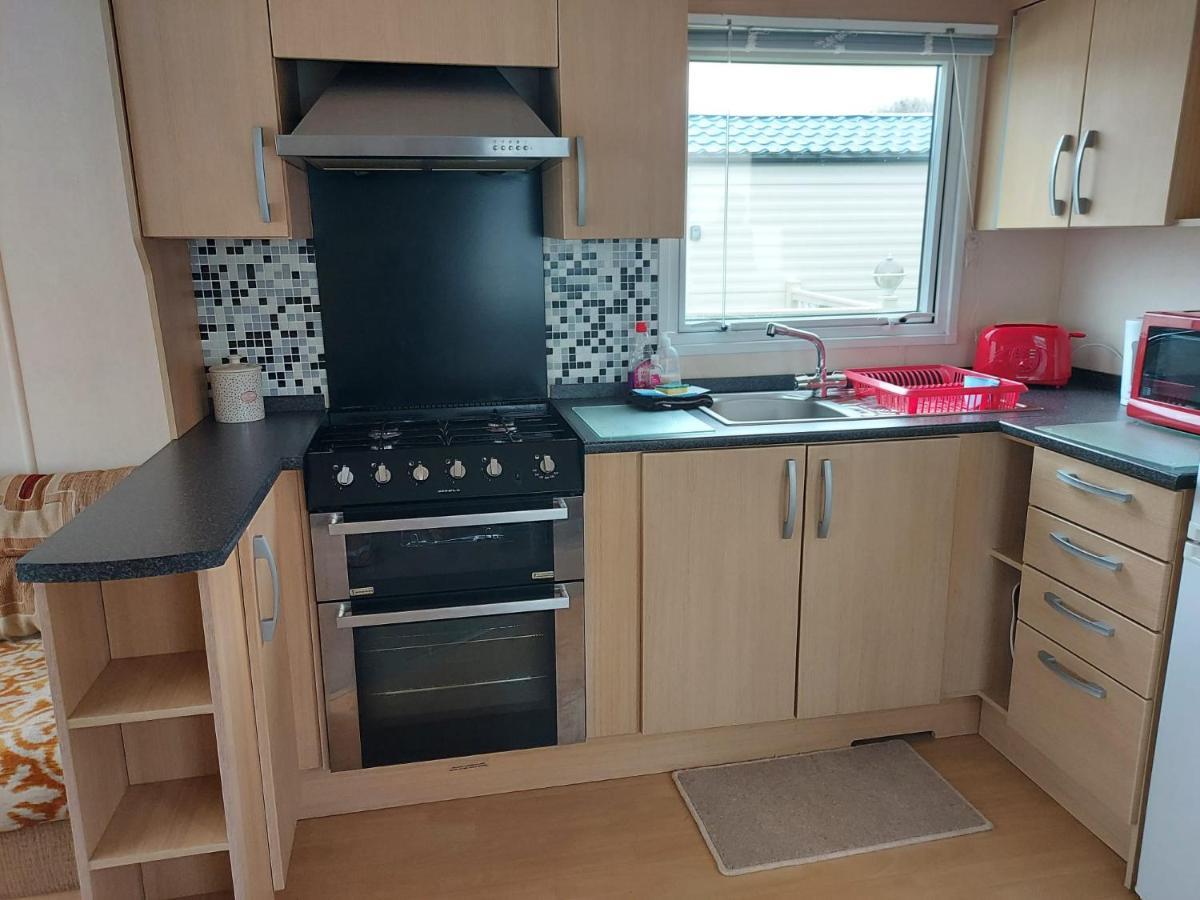 6 Berth Pet Friendly Caravan On Sandy Glade Berrow 外观 照片
